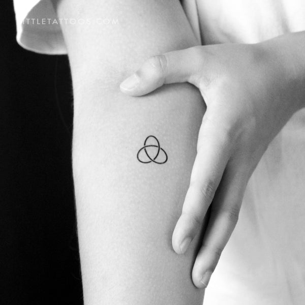 Trefoil Knot Temporary Tattoo - Set of 3