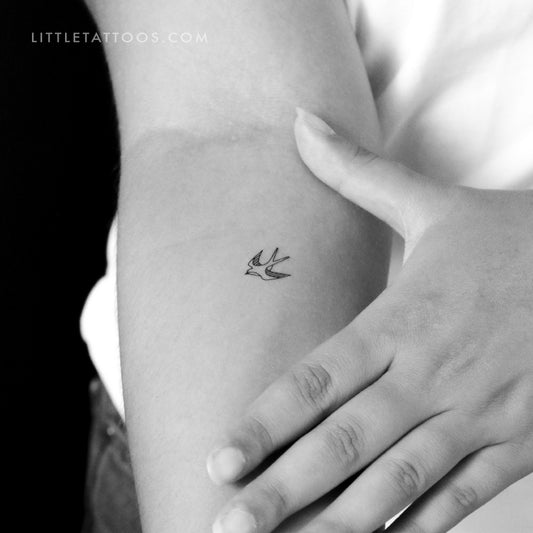 Tatuaje temporal de golondrina de línea fina pequeña - Juego de 3