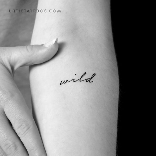 Tatuaje temporal "Salvaje" escrito a mano - Juego de 3