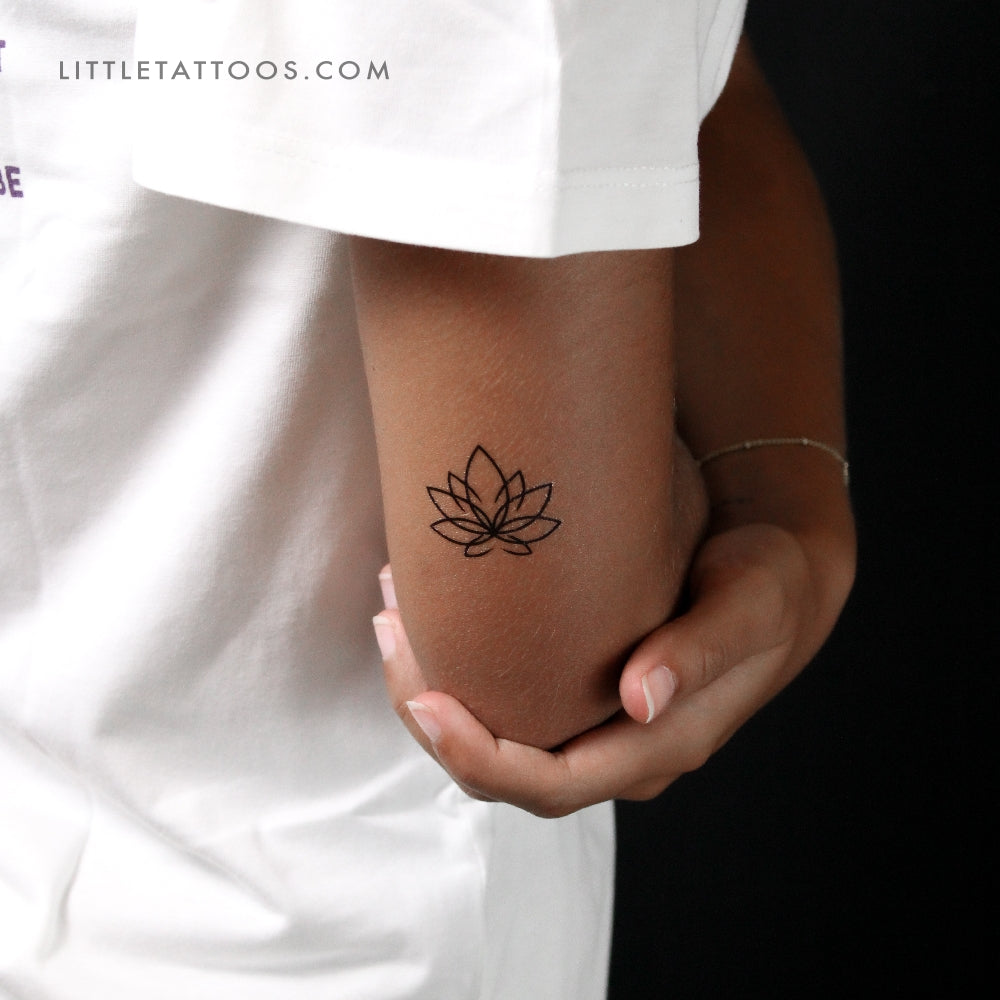 Tatuaje temporal minimalista de flor de loto (juego de 3)