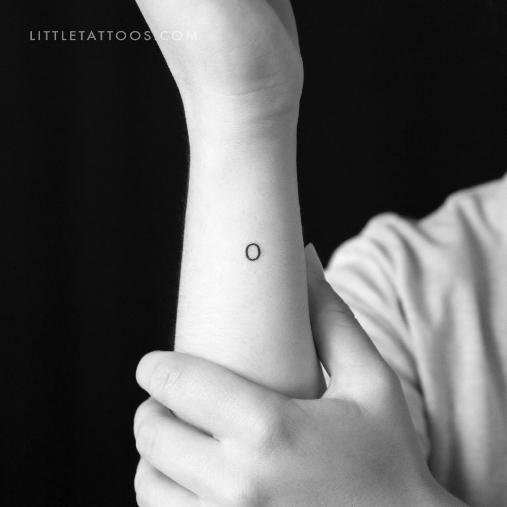 Tatuaje temporal de la letra O mayúscula de máquina de escribir (juego de 3)