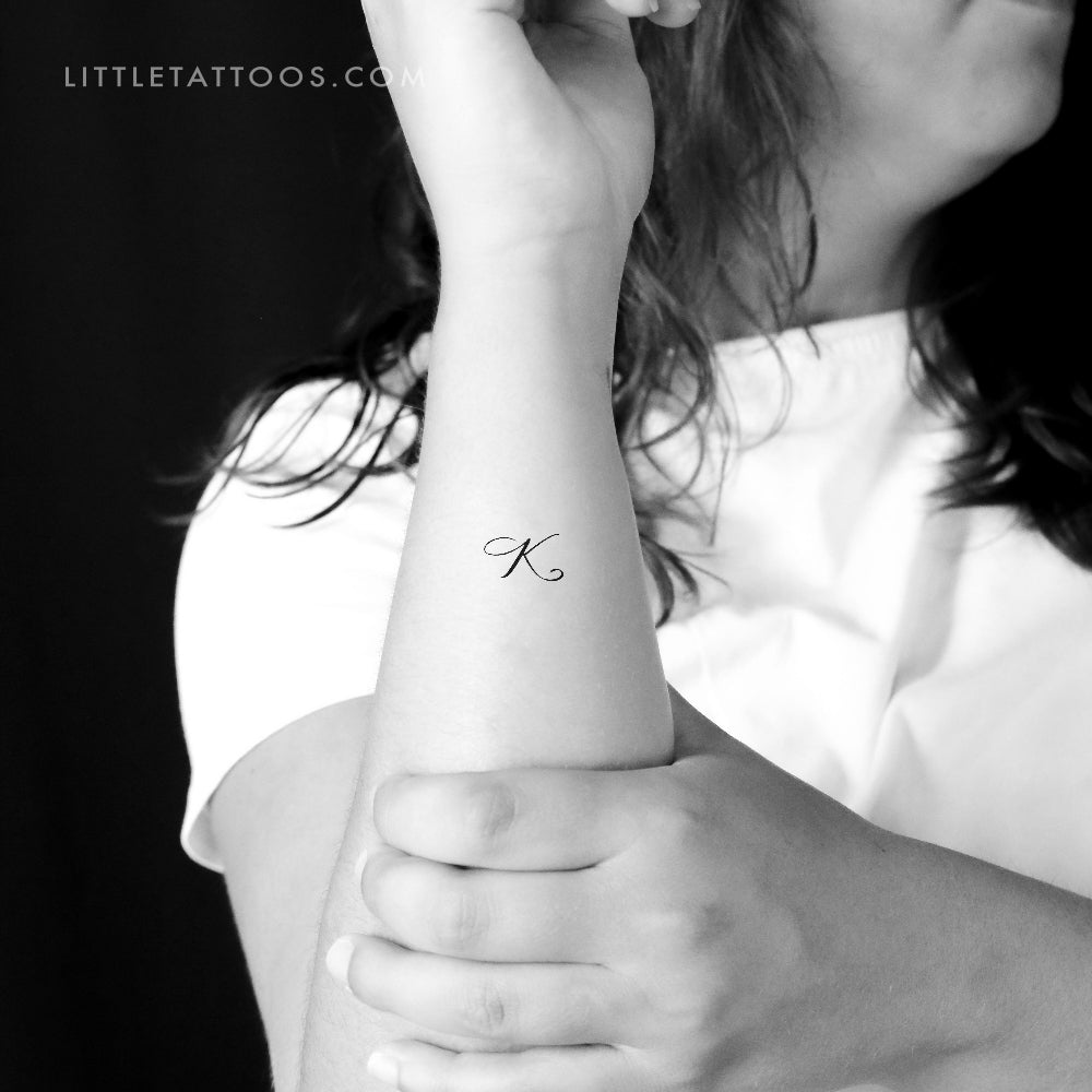 Tatuaje temporal con la letra K pequeña - Juego de 3