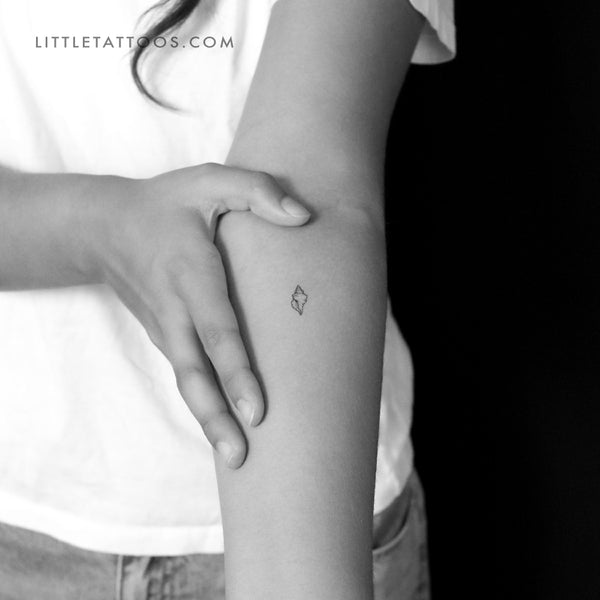 Little Tulip Shell Temporary Tattoo - Set of 3