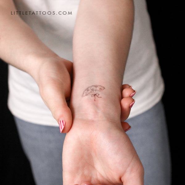 Small Hand Fan Temporary Tattoo By Stefano Mazza - Set of 3