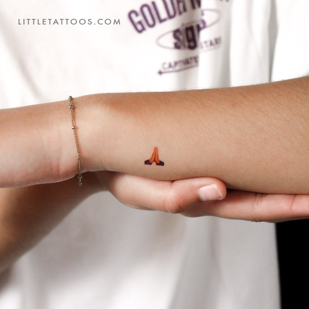 Tatuaje temporal de emoji de manos en oración (juego de 3)