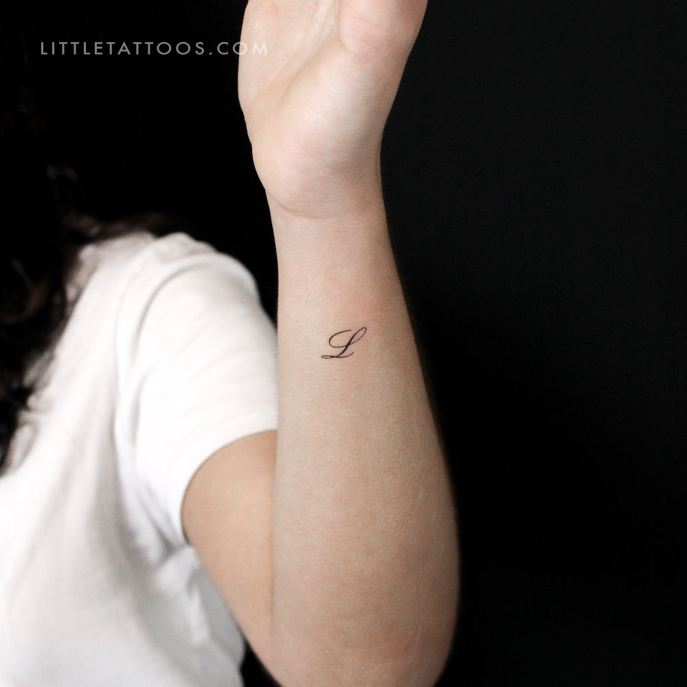 Tatuaje temporal con letra L cursiva (juego de 3)