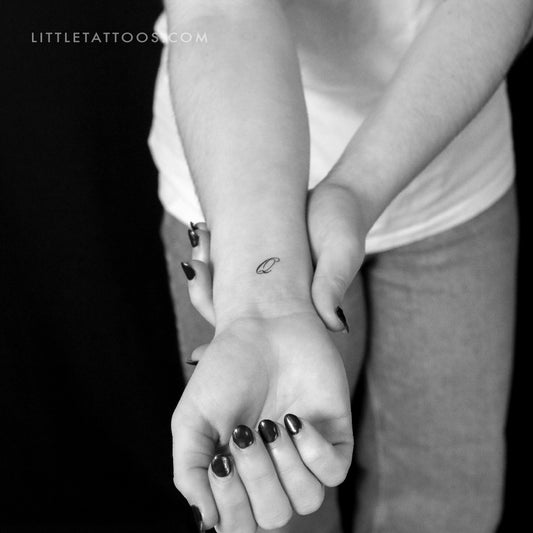Tatuaje temporal de la letra Q (juego de 3)