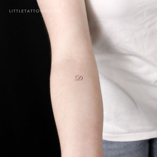 Tatuaje temporal con la letra D (juego de 3)