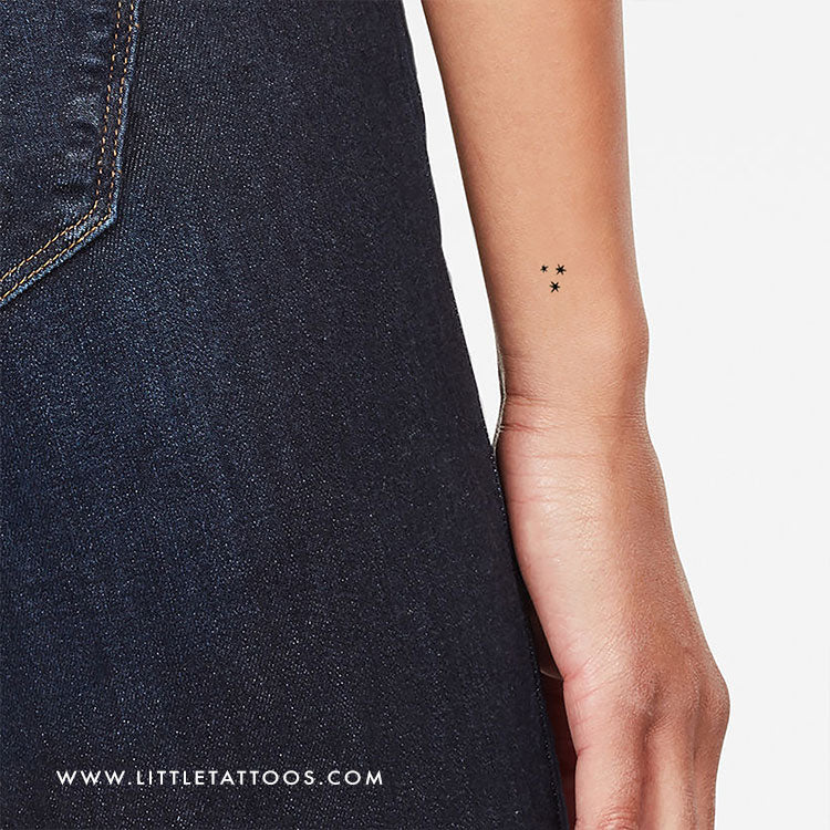 Tatuaje temporal de tres estrellas pequeñas (juego de 3)