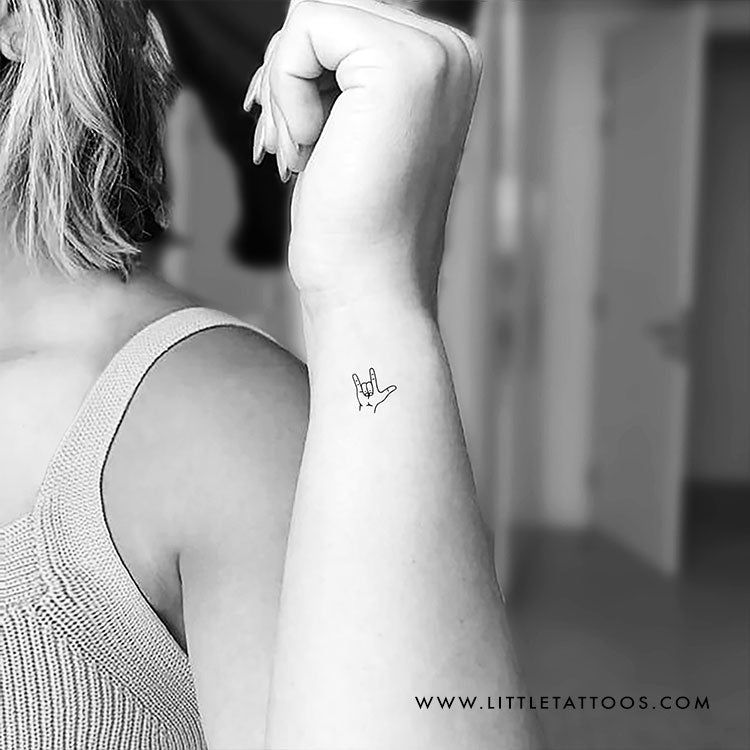 ILY Sign Temporary Tattoo - Set of 3