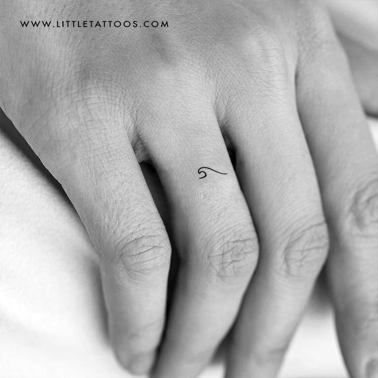 Tiny Wave Temporary Tattoo - Set of 3